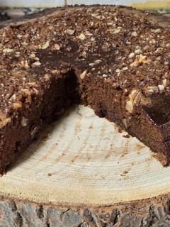 Una foto de Brownie en el microondas