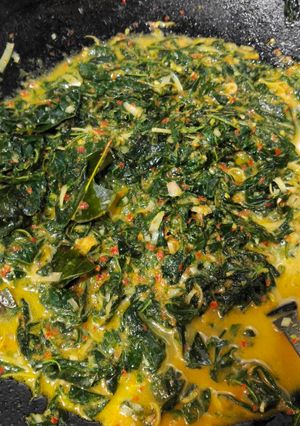 Foto resep Daun Ubi Santan