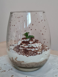 Una foto de Pseudo tiramisù 🥣 postre saludable de avena