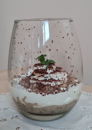 Una foto de Pseudo tiramisù 🥣 postre saludable de avena