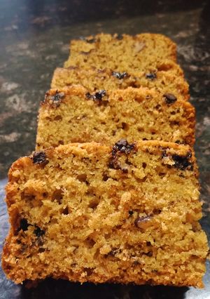 A picture of Whole wheat walnut cake.