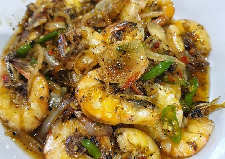 Proses meracik Udang Lada Hitam, Bikin Ngiler