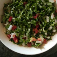 A picture of Muli ke patte ka salad.