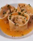 Pasta fresca de merluza y cebolla caramelizada