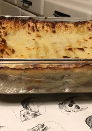 Une photo de Lasagnes au bœuf mijoté et trois fromages