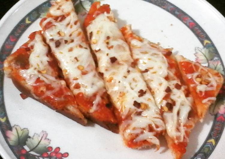 How to Make Speedy Pizza Sticks