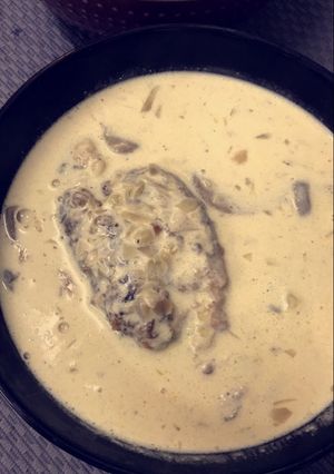 صورة لوصفة الدجاج بالفطر والكريمة