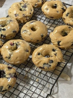 Foto de Donuts com Mirtilos, Banana e Manteiga de Amendoim