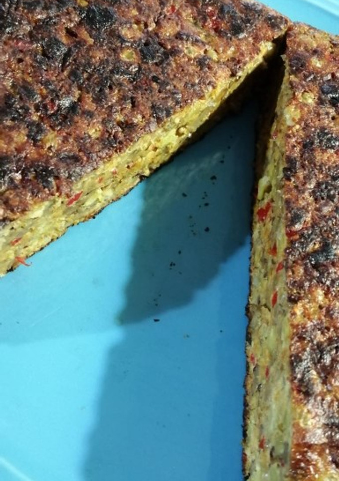 Una foto de Tortilla de berenjena y arvejas