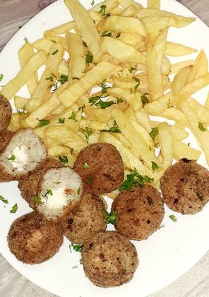 صورة لوصفة كروكات الأرز مع الفريت روعة 😋😋