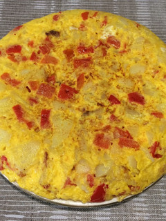 Una foto de Tortilla española con pimiento rojo sin sal 🇪🇸