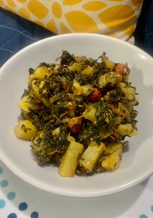 A picture of Methi Aloo sabzi (Fenugreek leaves and potato vegetable).