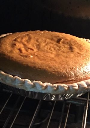 A picture of Nanan's Pumpkin Pie.