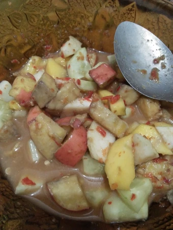 Langkah Gampang Membikin Resep Rujak Pedas Petis Campur Kacang yang Sempurna Anti Ribet, Lezat Sekali