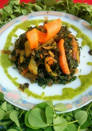 A picture of Fenugreek met carrot &potatoes.