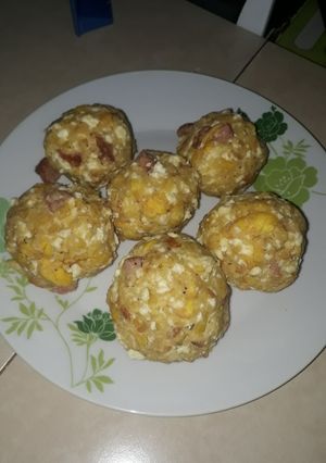 Una foto de Bolon de verde con queso y chorizo