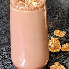 A picture of Chocolate walnut milkshake.