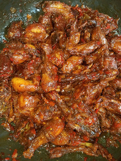 A picture of Peppered chicken.