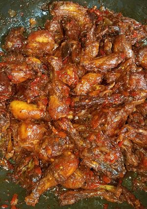 A picture of Peppered chicken.