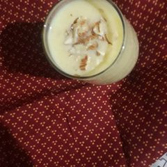 A picture of Mango shake.