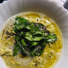 Curry leaves chutney A picture of Curry leaves chutney.