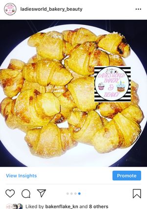 A picture of Crescent rolls.