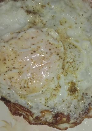 A picture of Half Fry Omelette.