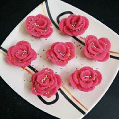 A picture of Coconut Rose Sweet.