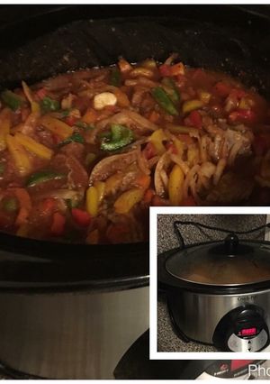 Una foto de Ropa vieja cubana en crockpot