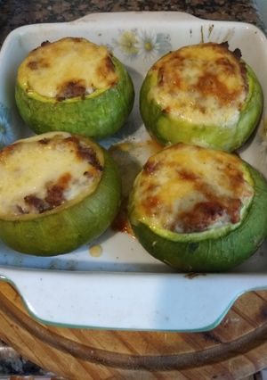 Una foto de Zapallitos rellenos de carne