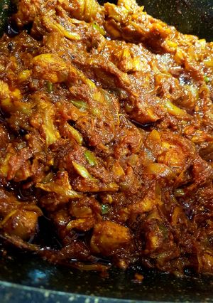 عکسی از دستور دو پیازه مرغ