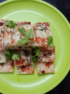 A picture of White Dhokla.