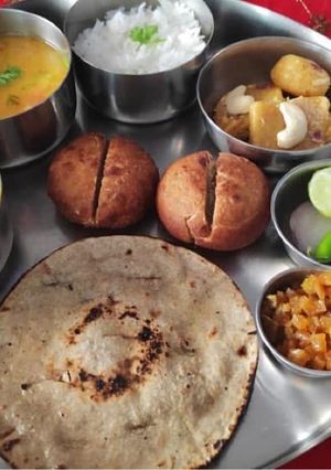 A picture of Rajasthani Thali❤️.