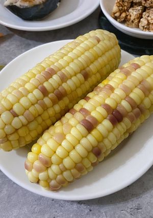 🌽ㄙㄚˇ番麥/水煮玉米🌽 的食譜成品照片