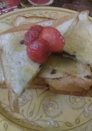Foto resep Roti Sandwich Isi Pisang Coklat Keju