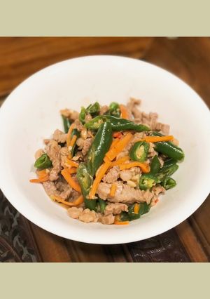 熱炒 糯米椒炒牛肉絲 快速上菜 的食譜成品照片