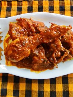 চিকেন লাবাবদার(Chicken lababdar recipe in bengali) রেসিপির প্রধান ছবি