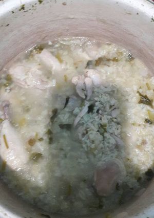Una foto de Pollo con Arroz blanco