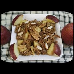 A picture of Apple Cobbler Oatmeal.