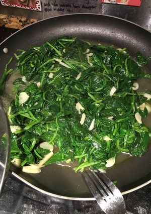 A picture of Garlic Sautéed Spinach Carrabbas Style!!!..😋.