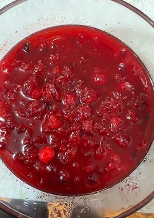 A picture of Cranberry Sauce.