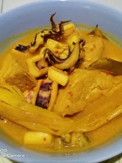 Foto resep Gulai Cumi Tahu