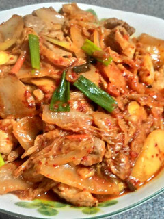 韓式泡菜炒梅花豬 的食譜成品照片