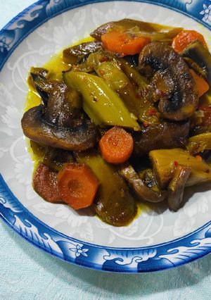 Φωτογραφία της συνταγής Πράσα με μανιτάρια και καρότα
