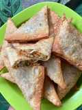 Samosa Kari Ayam Pedas