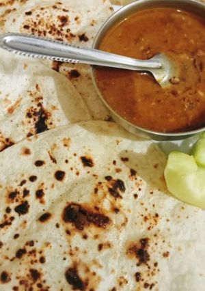 दाल मखनी (Dal Makhani recipe in hindi) रेसिपी मुख्य फोटो