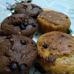 A picture of Curd cupcakes.