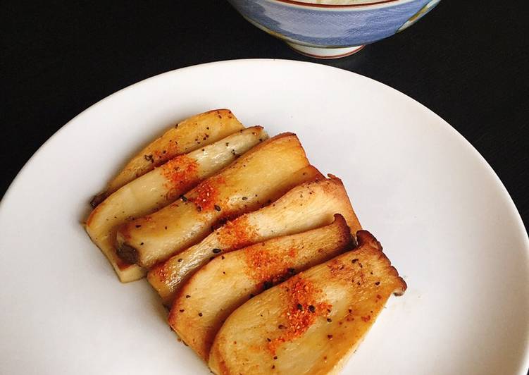 Cách Làm Món Tuần 7: Nấm đùi gà nướng của Châu Dư - Cookpad