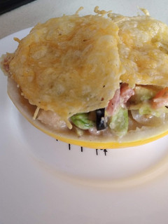 Foto principal de Ensalada variada en melón y dos soles de queso