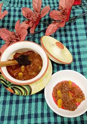 A picture of Roselle Flower, Raisins and Tomato Chutney/ Winter Special Chutney/ Ambadichya Fulanchi Chutney.